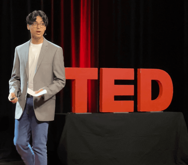 Arman Kassam delivering his TED-Ed talk